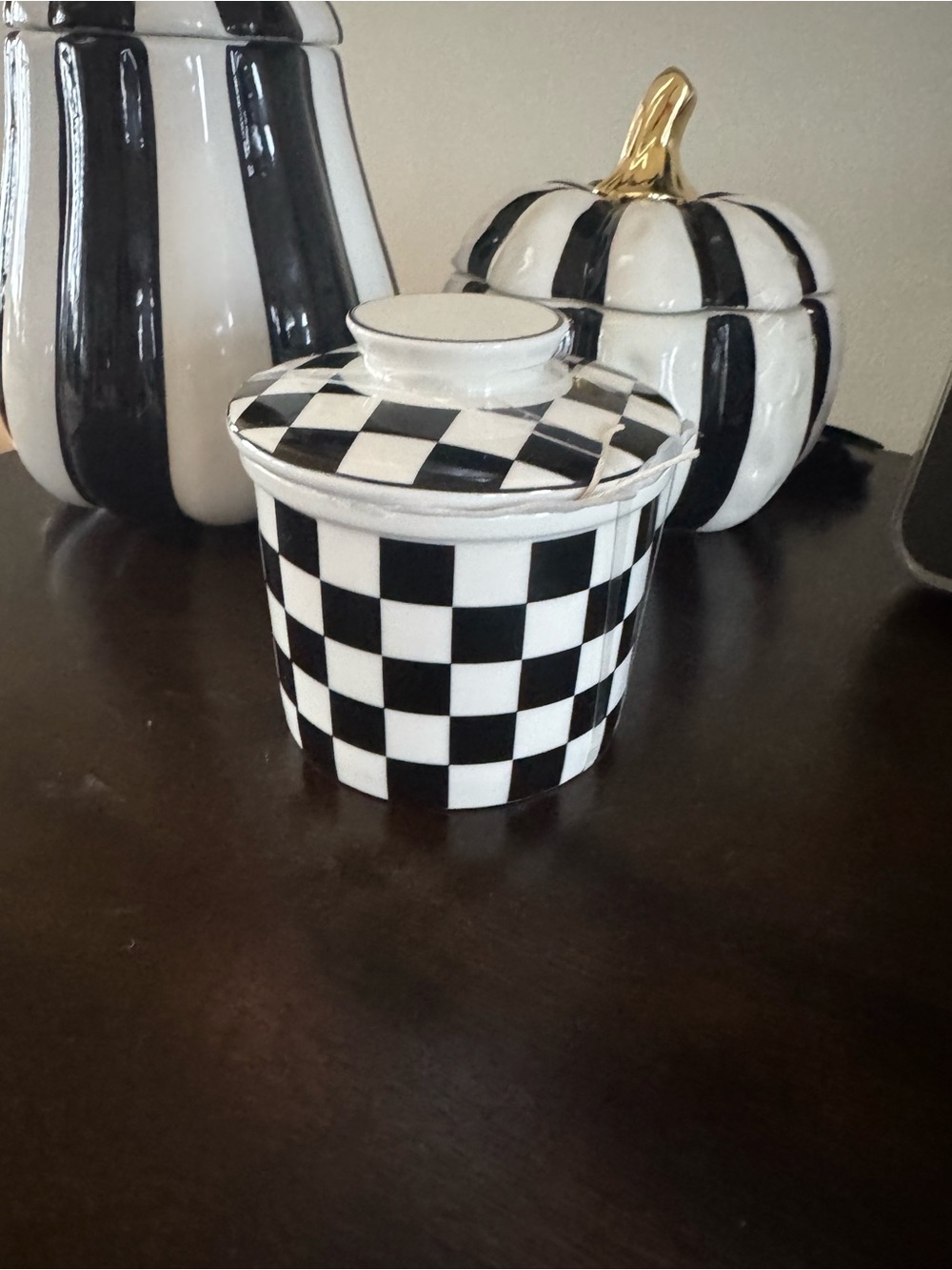 GRACE TEAWARE BLK/WHITE CHECKED PORCELAIN BUTTER KEEPER CANISTER